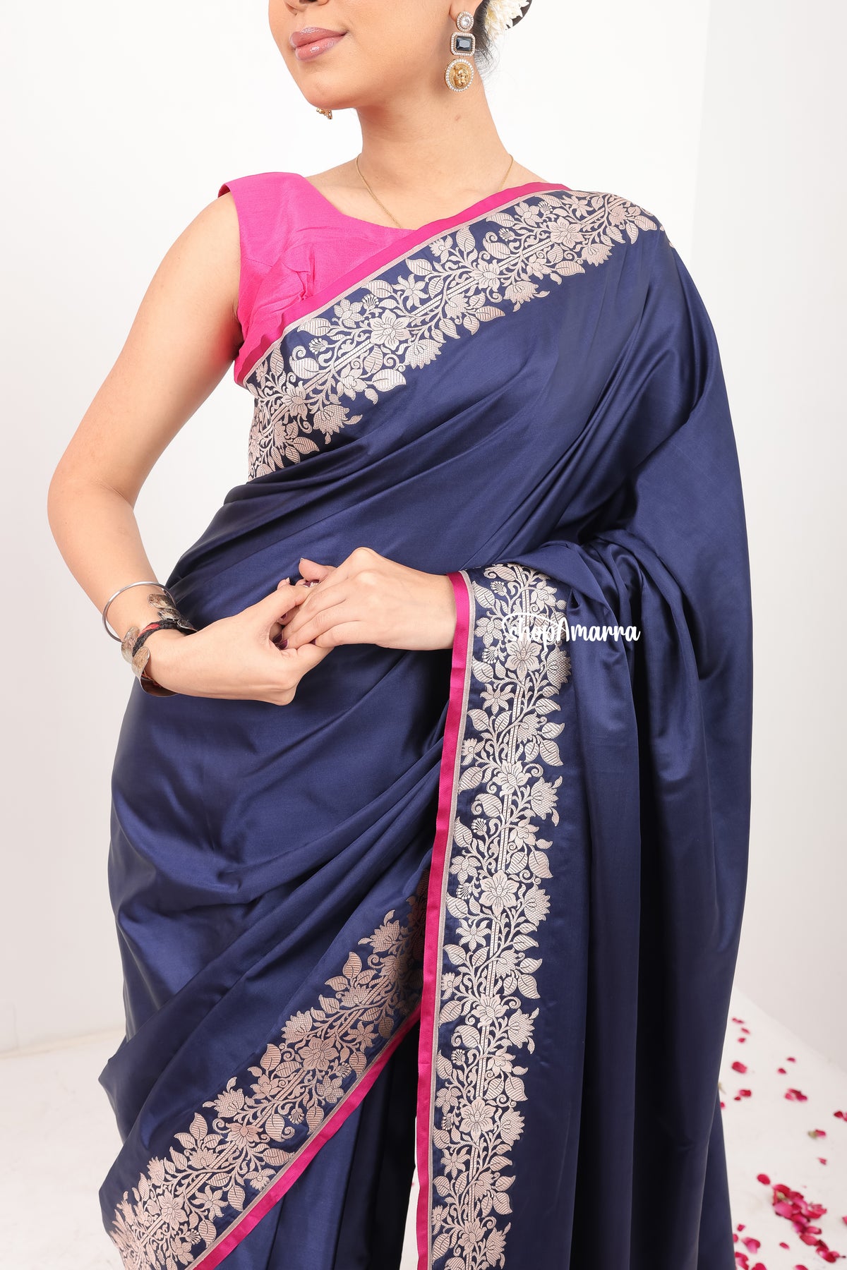 Neel Gulabi Banarasi Silk Saree