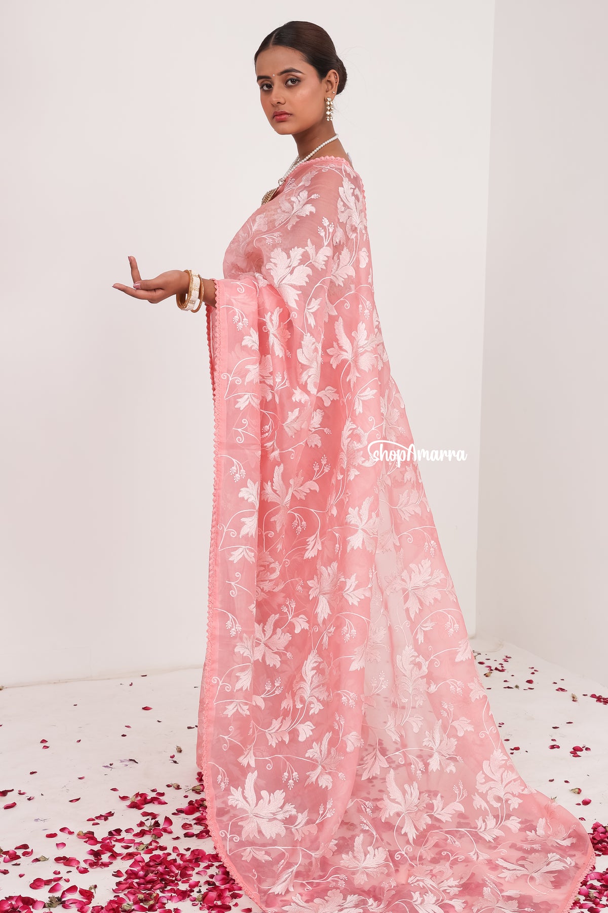 Sukoon-e-Gulabi Organza Saree