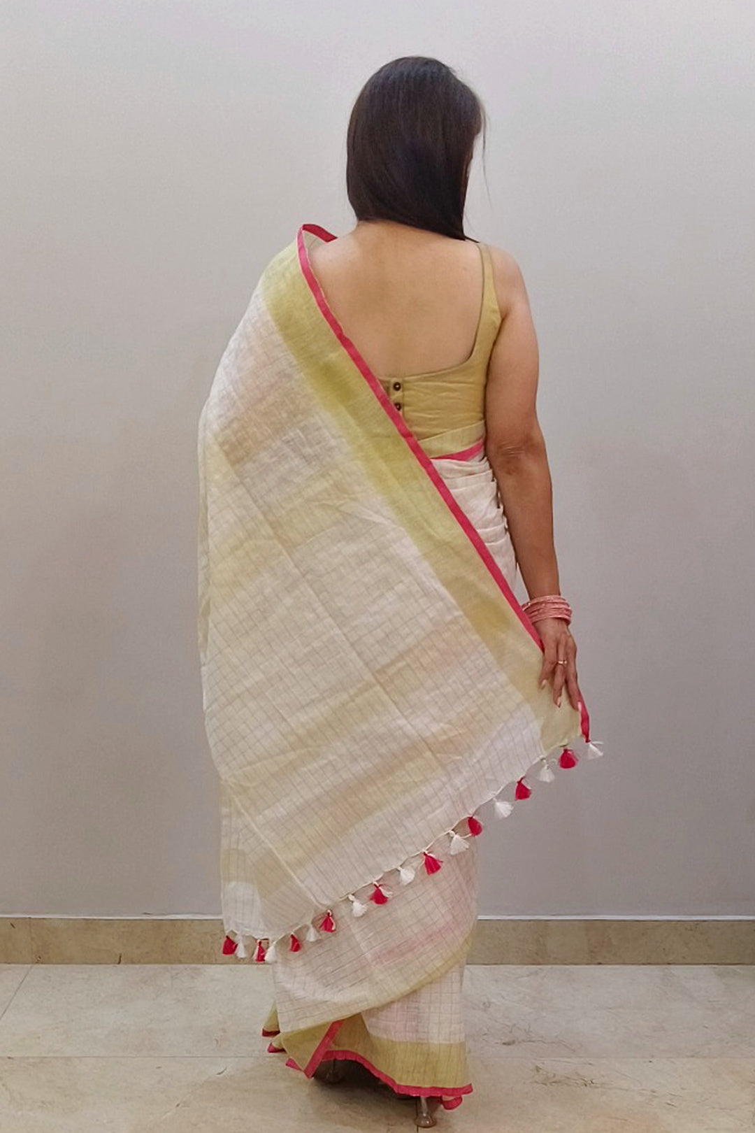 One Meher Linen Saree