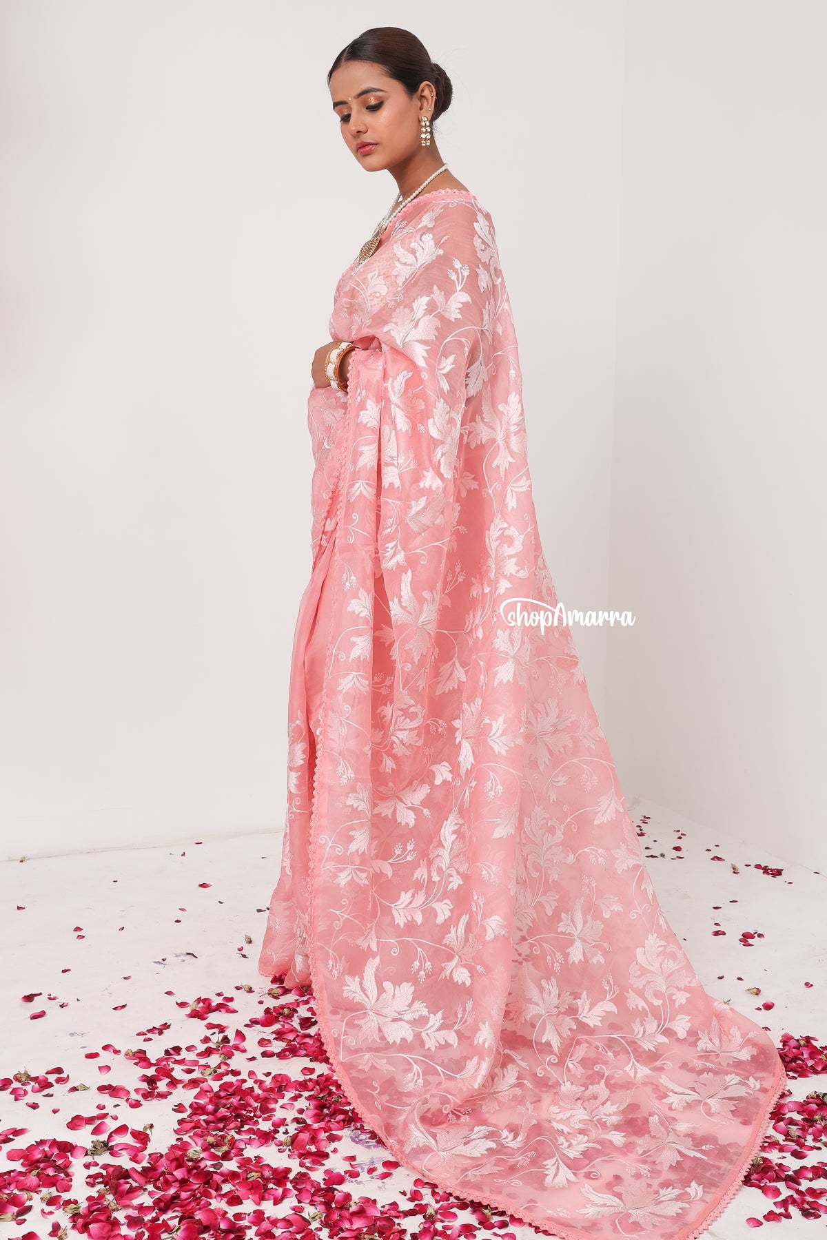 Sukoon-e-Gulabi Organza Saree