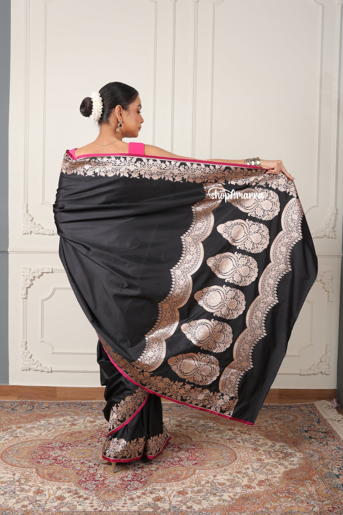 Kajal Gulabi Banarasi Silk Saree