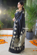 Load image into Gallery viewer, Midnight Silver Silk Hand Weaved Saree
