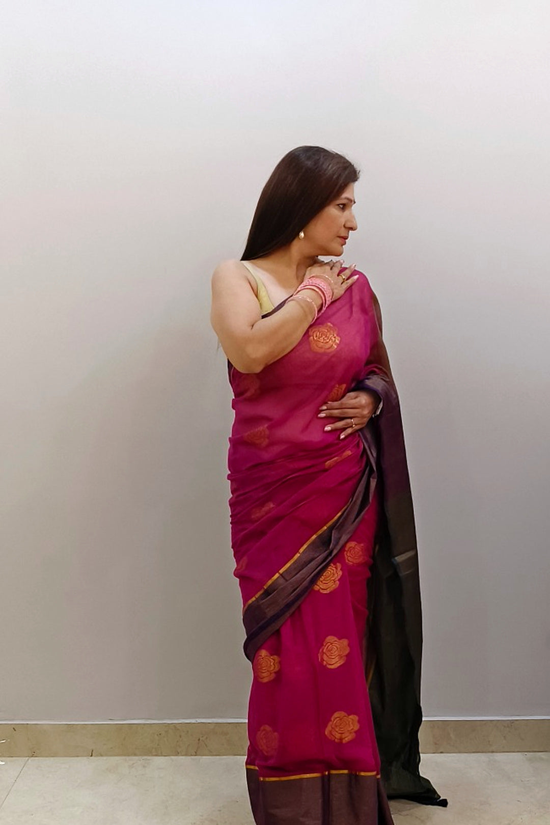Gulabi Shaam Mul Saree